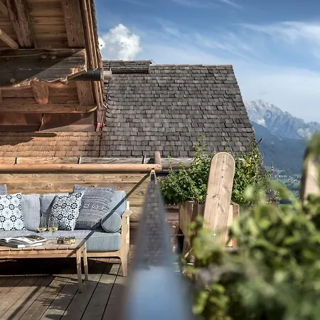 Bergwaertsgeist Senhoog Luxury Homes 木屋 莱奥冈